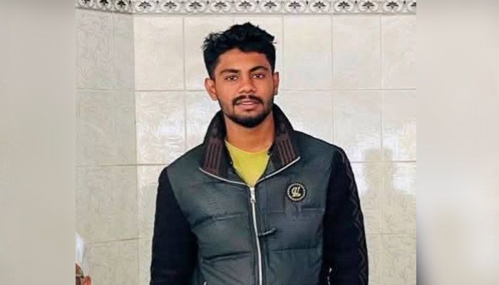 পুলিশকে কুপিয়ে জখম, স্বেচ্ছাসেবক দল নেতার ছেলে আটক