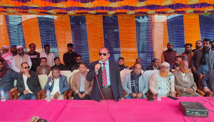জোট প্রার্থী সাকিকে সমর্থন দিয়ে নিজের প্রার্থিতা প্রত্যাহার করলেন খালেক 