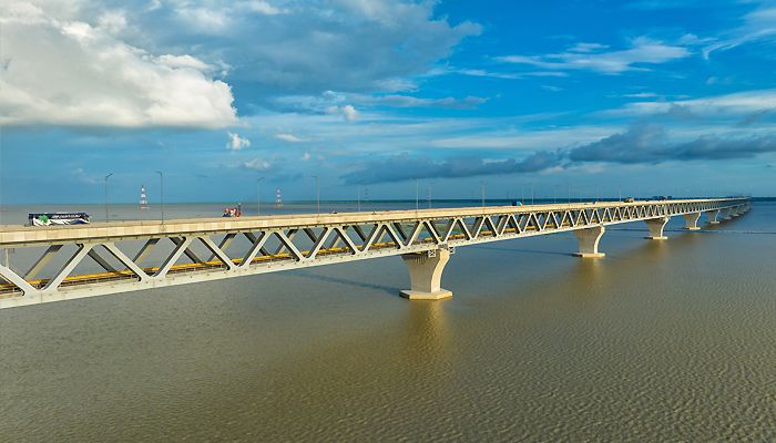 এটি আমাদের বন্ডের টাকায়ও হতে পারত