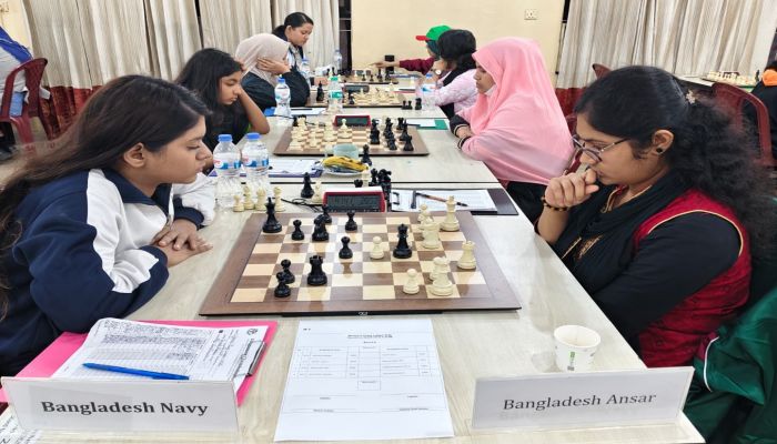 মহিলা দাবা লিগে এককভাবে শীর্ষে আনসার
