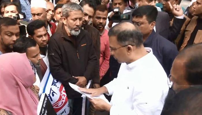 মাইলস্টোন দুর্ঘটনায় ক্ষতিগ্রস্তদের পাশে থাকার আশ্বাস তারেক রহমানের