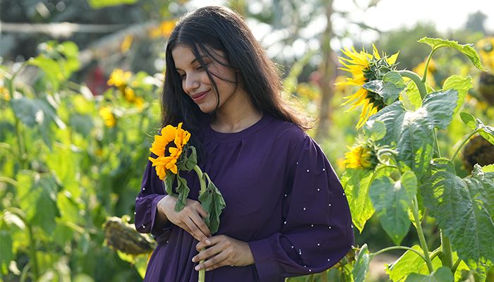 মেকআপ ছাড়াই সুন্দর