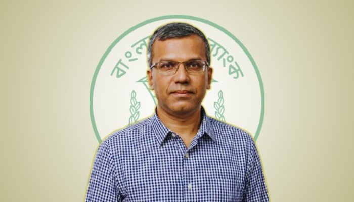 নতুন গভর্নর কে এই মোস্তাকুর
