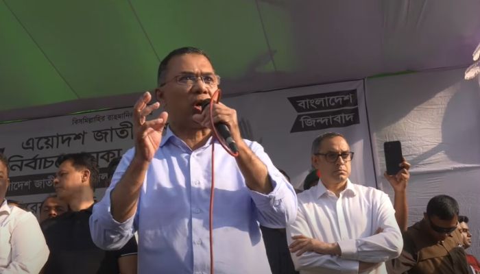 ঢাকায় ৪০টি খেলার মাঠ, রাস্তা প্রশস্ত করব: ইসিবি চত্বরে তারেক রহমান