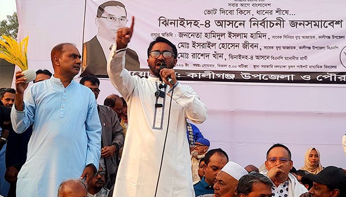 চাঁদাবাজ ও সন্ত্রাসীদের রেহাই নেই: রাশেদ খান