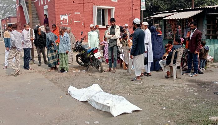 গৌরীপুরে ট্রেনের নিচে ঝাঁপিয়ে পড়ে কলেজছাত্রীর আত্মহত্যা
