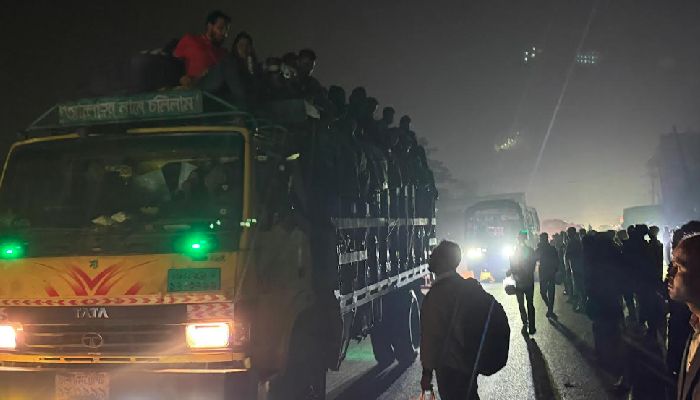  নির্বাচনের ছুটিতে ঘরমুখো হাজারো মানুষ