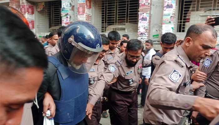 জামায়াত আমিরের এক্স অ্যাকাউন্ট ‘হ্যাক’: গ্রেপ্তার বঙ্গভবন কর্মীর জামিন
