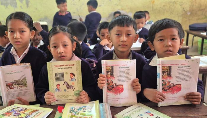 বই আছে, নেই শিক্ষক: মাতৃভাষা শিক্ষায় থমকে আছে পাহাড়ি শিশুদের স্বপ্ন