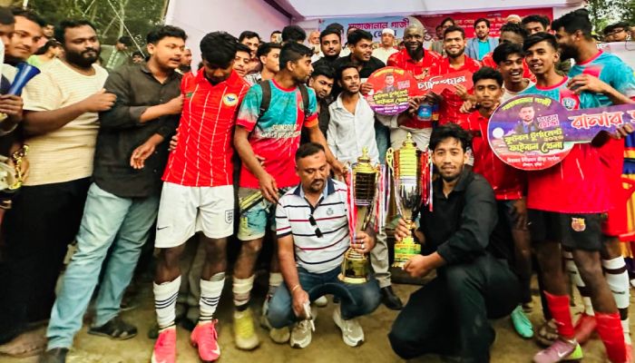 মিয়াবাজার ফুটবল একাডেমিকে হারিয়ে চ্যাম্পিয়ন ডুমুরিয়া তরুণ জোট