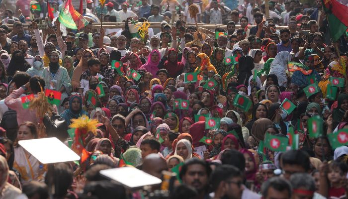 এখন কেবল ভোটের অপেক্ষা