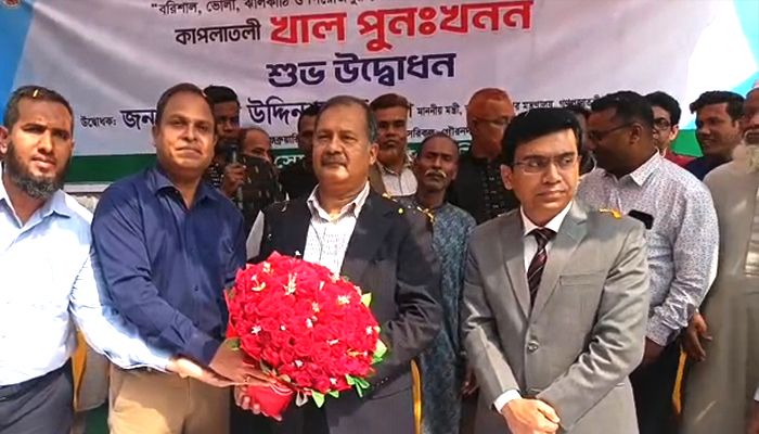 দলীয় রাষ্ট্র নয়, জনগণের সরকার গঠন করব: তথ্যমন্ত্রী