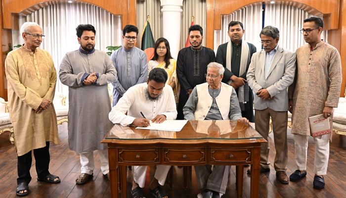 জুলাই জাতীয় সনদে স্বাক্ষর করল এনসিপি
