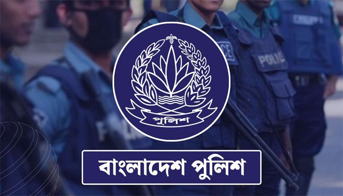 পুলিশের উর্দি নিয়ে ফের বিতর্ক