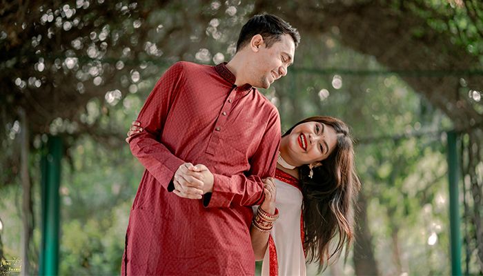 ভালোবাসা তোমার ঘরে বৃষ্টি হয়ে নেমে আসুক 