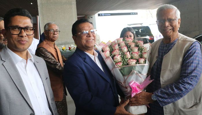 নিজের জগতে ফিরলেন ড. ইউনূস 