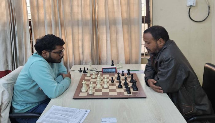 ফাহাদ-শাকিল টাইব্রেকারে জিতে শেষ আটে