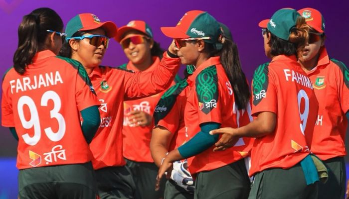 অবিশ্বাস্য জয়ে শেষ চারে বাংলাদেশ