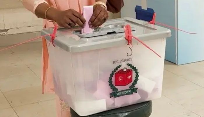 দীর্ঘ প্রতীক্ষা ও নানা আশঙ্কার অবসান ঘটিয়ে ভোটাররা স্বতঃস্ফূর্ত অংশগ্রহণের মাধ্যমে গণতান্ত্রিক প্রক্রিয়াকে শক্তিশালী করেছেন।