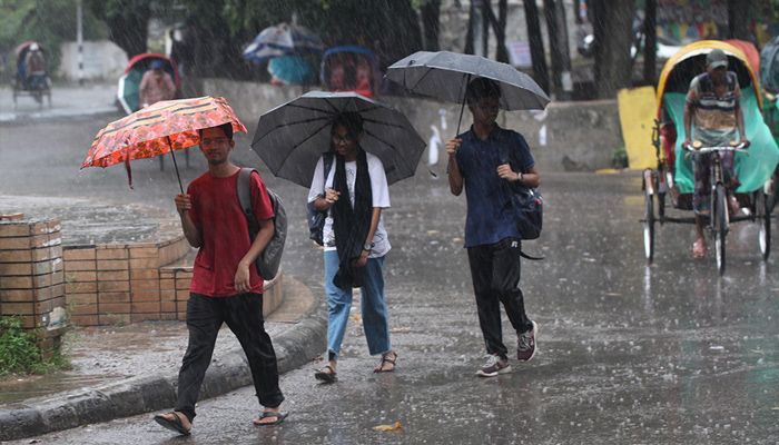 তিন বিভাগে বৃষ্টির সম্ভাবনা