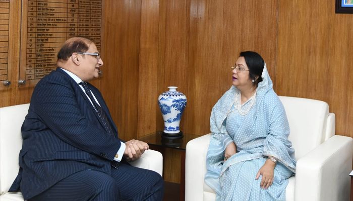 বিমান মন্ত্রী ও প্রতিমন্ত্রীর সঙ্গে পাকিস্তান হাইকমিশনারের সাক্ষাৎ