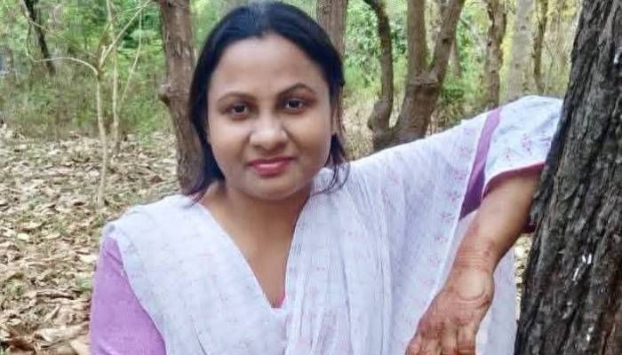 পোষা বিড়ালকে বাঁচাতে ঝুঁকি, তিনতলা থেকে পড়ে তরুণীর মৃত্যু