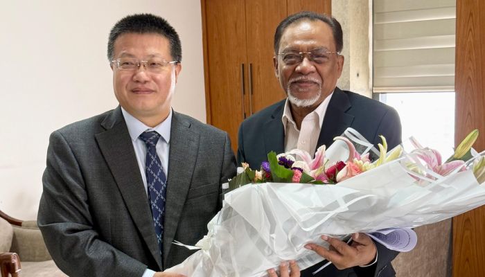 প্রধানমন্ত্রীর জনপ্রশাসন উপদেষ্টার সঙ্গে চীন রাষ্ট্রদূতের সাক্ষাৎ