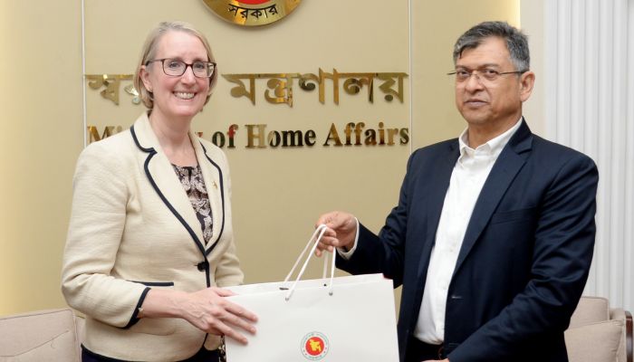 রোহিঙ্গাদের জন্য সহায়তা অব্যাহত রাখতে চায় যুক্তরাজ্য