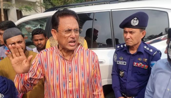 শিক্ষার্থীদের রাস্তায় দাঁড় করিয়ে অতিথিদের শুভেচ্ছা জানানো নিষিদ্ধ: শিক্ষামন্ত্রী