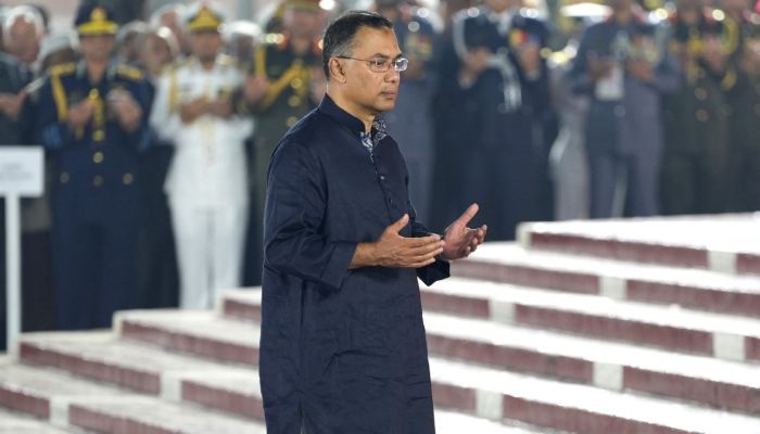 সোমবার নানা-নানী ও খালার কবর জিয়ারত করবেন প্রধানমন্ত্রী