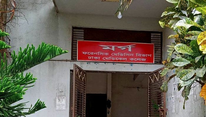 বান্ধবীর সঙ্গে মিশতে নিষেধ করায় কিশোরীর আত্মহত্যা: পুলিশ