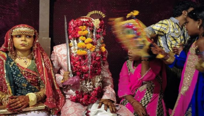 শিশুবিবাহ নিষিদ্ধকরণ আইন ঘিরে পাকিস্তানে তীব্র বিতর্ক