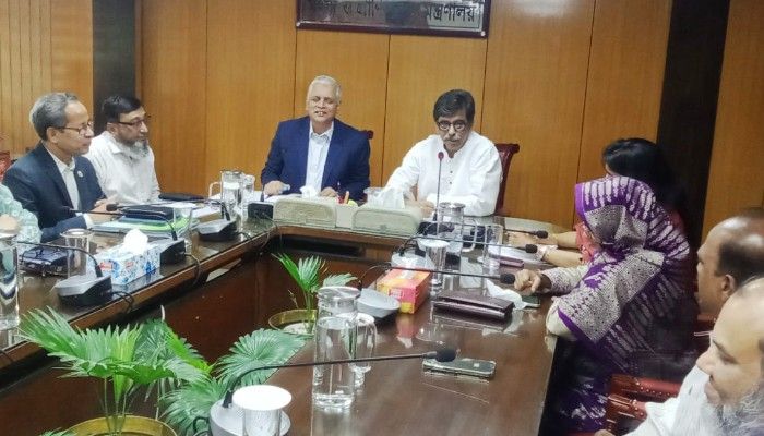 দেশ গঠনে অবদান রাখলে কর্মকর্তা-কর্মচারীদের মূল্যায়ন করবে সরকার: কৃষিমন্ত্রী