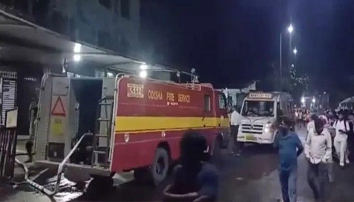 ভারতের ওড়িশায় হাসপাতালে আগুন, ১০ রোগীর মৃত্যু