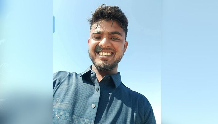 রূপগঞ্জে প্রবাসীকে কুপিয়ে হত্যা, বন্ধুর হাত-পায়ের রগ কর্তন