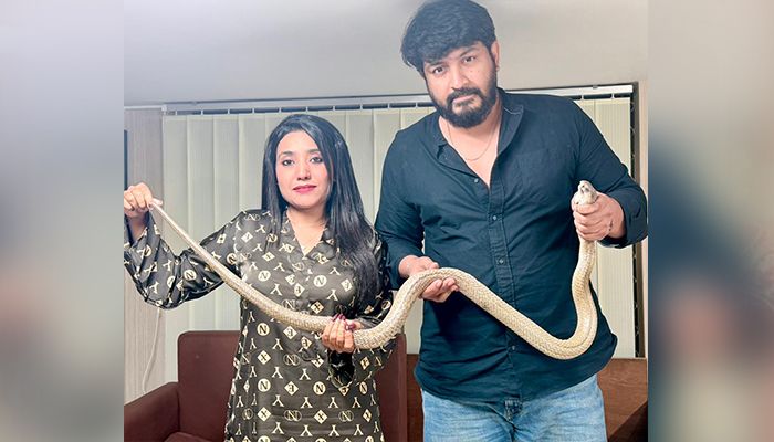 ধামরাই থেকে বিষধর খৈয়া গোখরা উদ্ধার