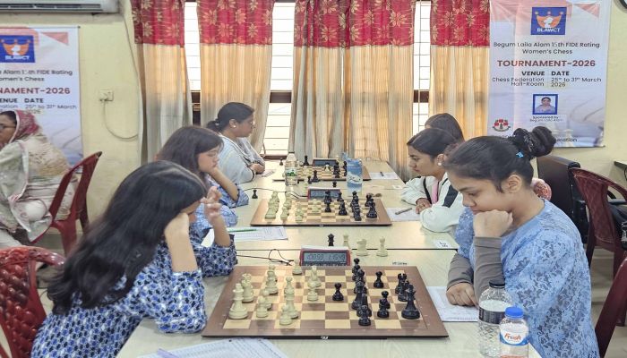 লায়লা আলম আন্তর্জাতিক দাবায় যুগ্মভাবে শীর্ষে খুশবু-দিবা