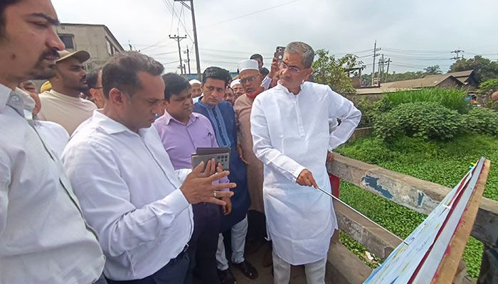 ১৭ বছরের জঞ্জাল পরিষ্কার করতে হবে: পানিসম্পদ মন্ত্রী