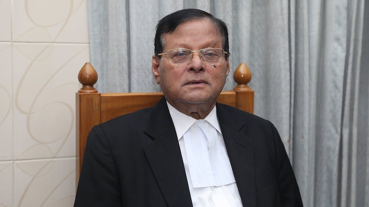সাবেক আইনমন্ত্রী শফিক আহমেদ মারা গেছেন 