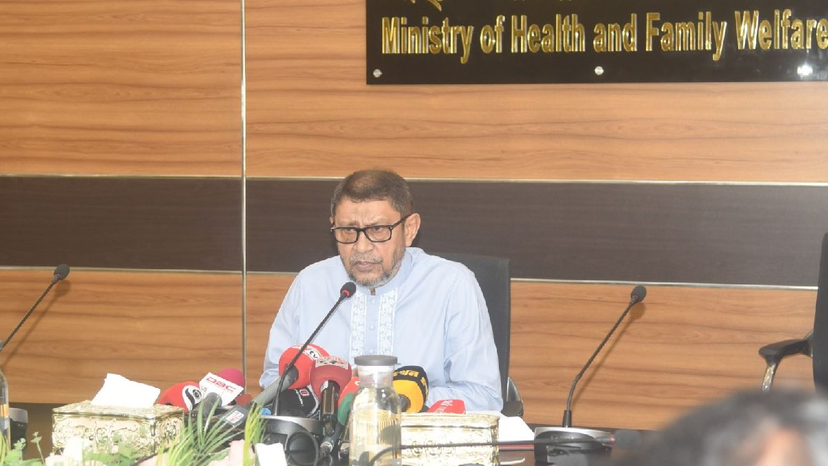 যে পরিমাণ ভ্যাকসিন আছে তা জুন মাস পর্যন্ত চলবে: স্বাস্থ্যমন্ত্রী