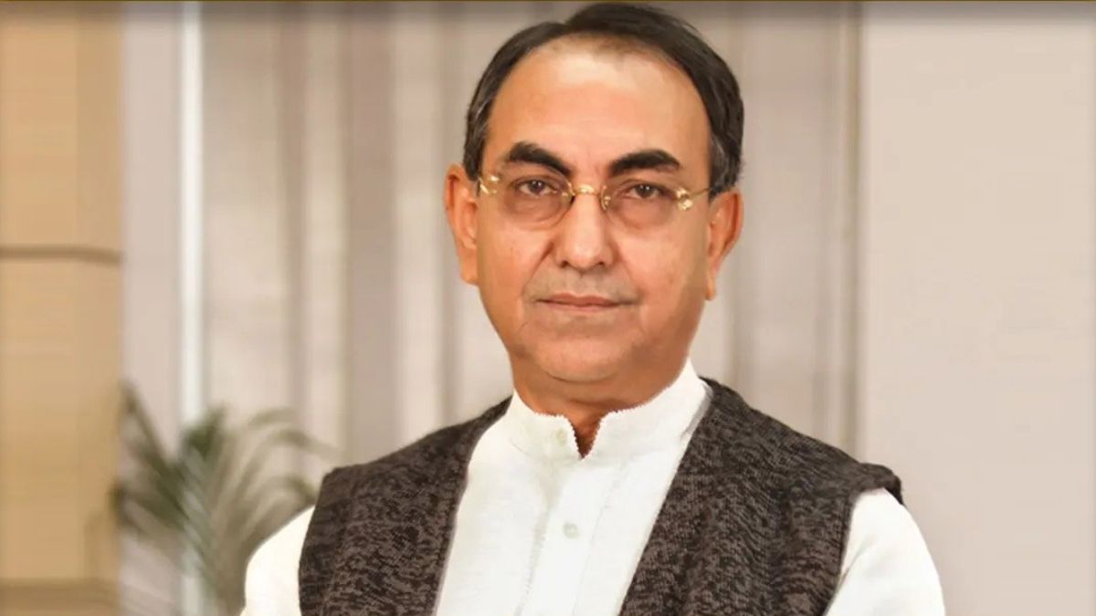 সিঙ্গাপুর থেকে মালয়েশিয়া নেওয়া হলো মির্জা আব্বাসকে