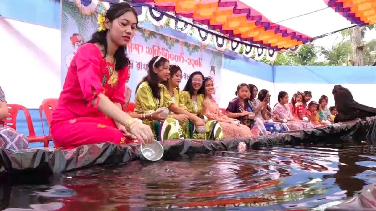 কক্সবাজারে কাল থেকে শুরু রাখাইনদের সাংগ্রেং পোয়ে উৎসব