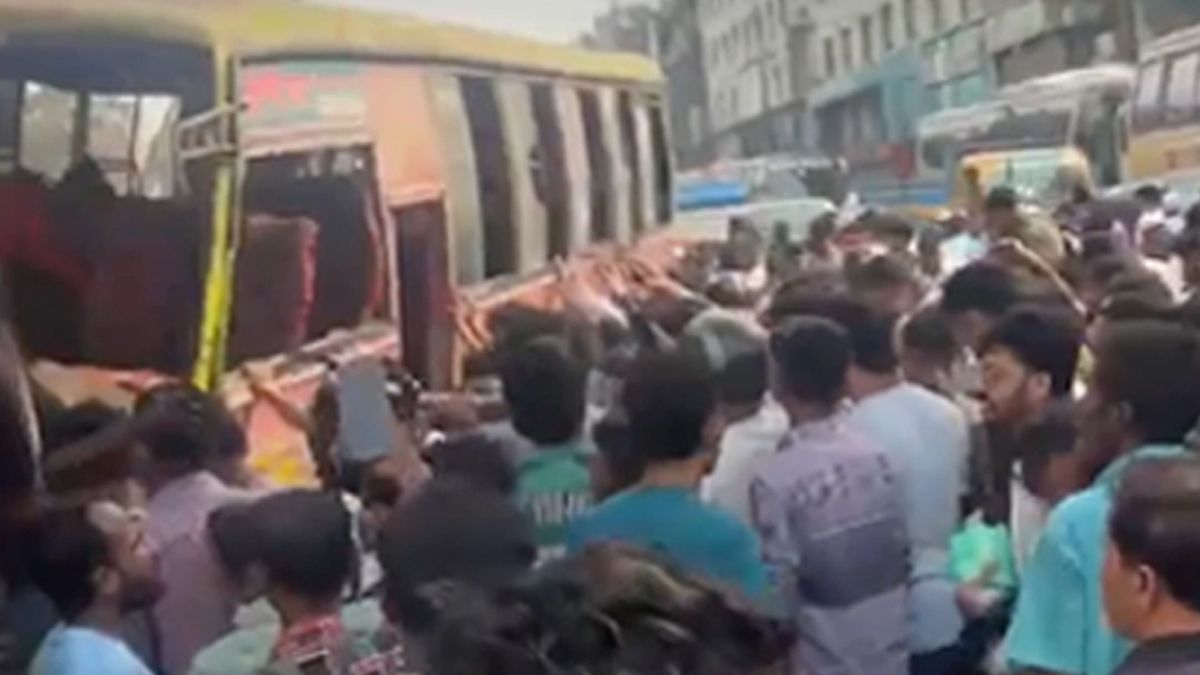 বনানীতে বাস দুর্ঘটনায় নিহত ২