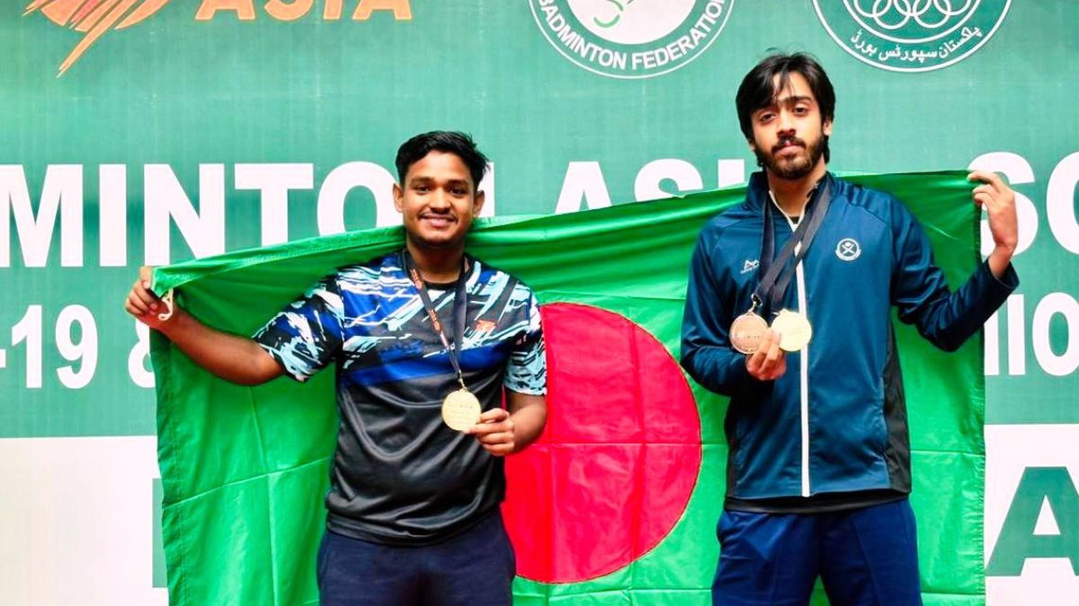 পাকিস্তানে স্বর্ণজয় শাটলার গালিব-জয়ের