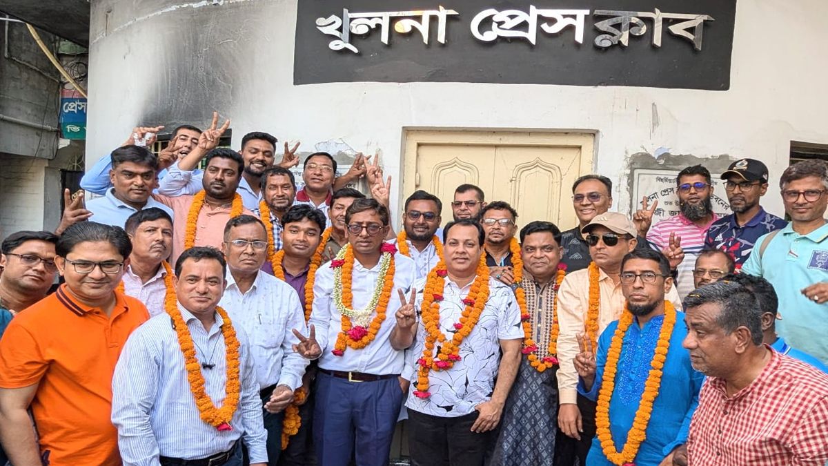 খুলনা প্রেসক্লাবের সভাপতি মোস্তফা সরওয়ার- সম্পাদক তরিকুল ইসলাম 