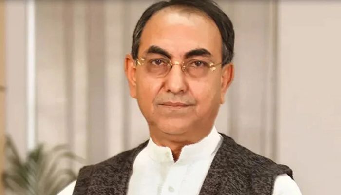 মির্জা আব্বাসকে কেবিনে স্থানান্তর