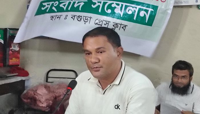 জোর করে চাকরি থেকে অব্যাহতি দিয়েছিলেন বেনজীর আহমেদ: পুনর্বহালের দাবি