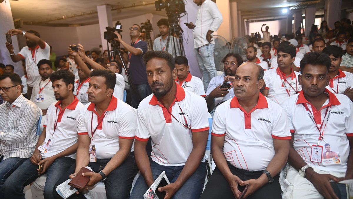 প্রতিদিনের বাংলাদেশের প্রতিনিধি সভা শুরু