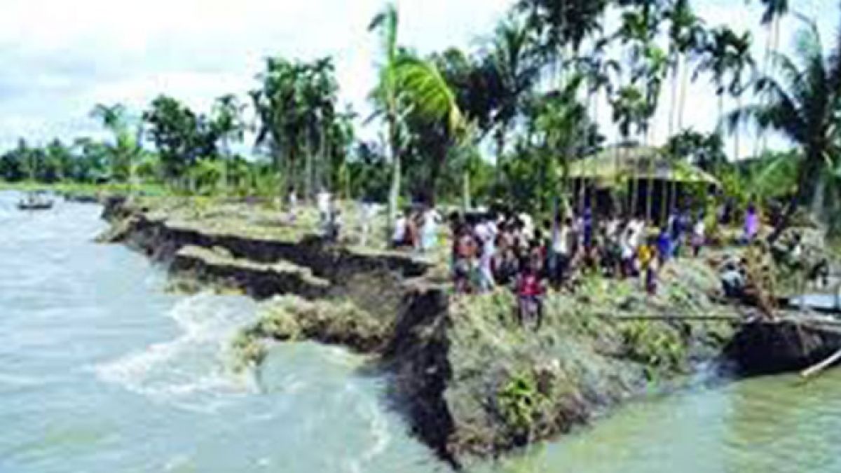 নদীভাঙন: দুর্যোগ নাকি দুর্নীতি