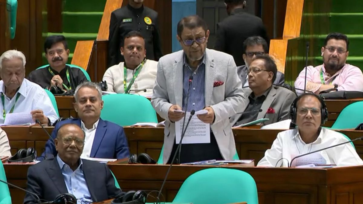 ১ লাখ স্বাস্থ্যকর্মী নিয়োগের উদ্যোগ নেওয়া হচ্ছে: স্বাস্থ্যমন্ত্রী